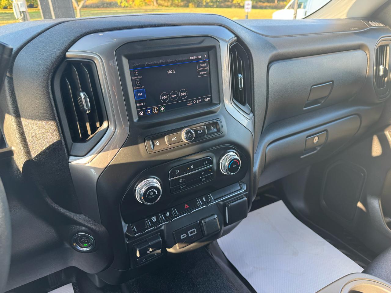 GMC Sierra 3500HD CC 4WD Reg Cab 171" WB, 84.5" CA Pro 2025