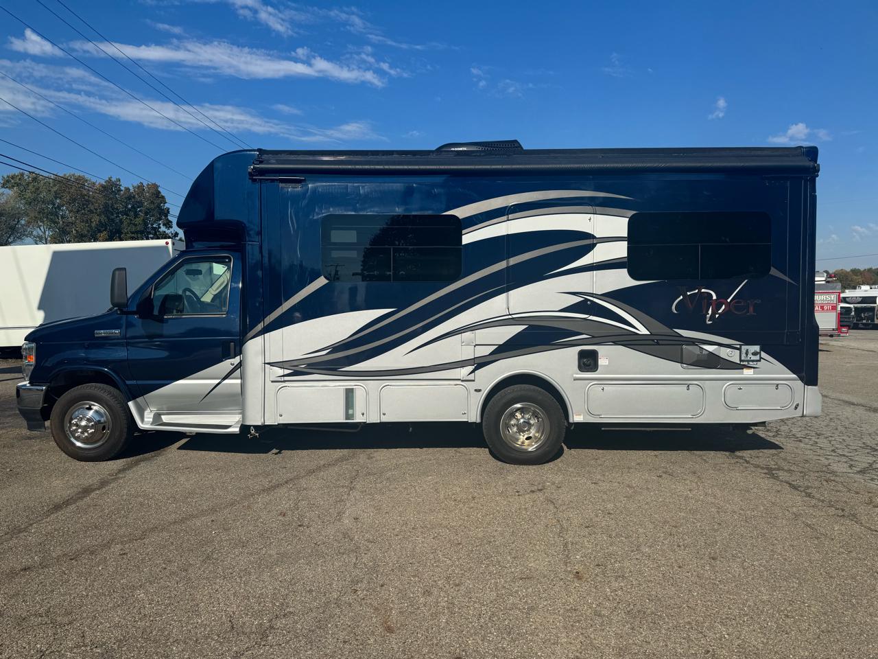 Ford E-Series Cutaway E-350 SRW 138" WB 2023