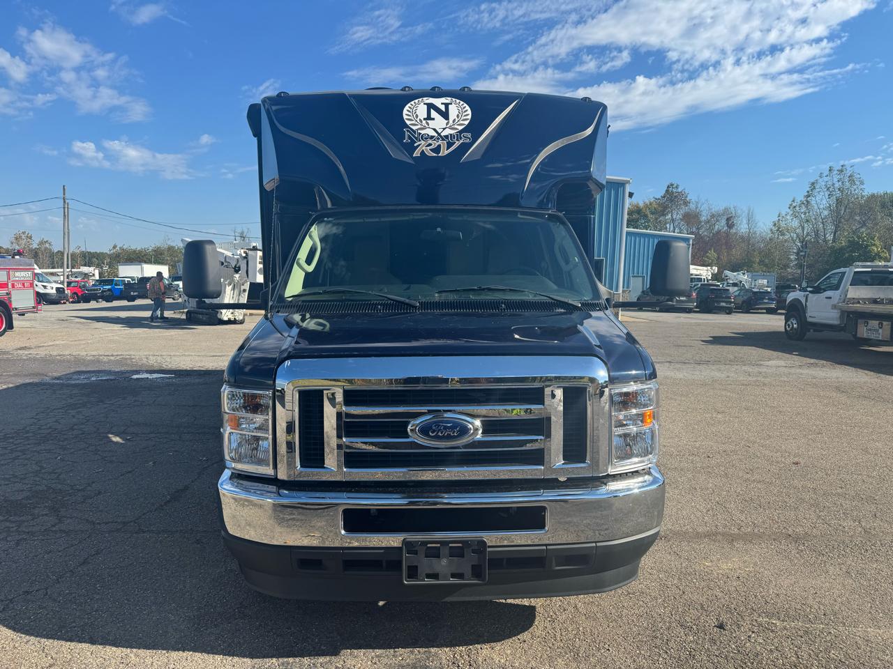 Ford E-Series Cutaway E-350 SRW 138" WB 2023
