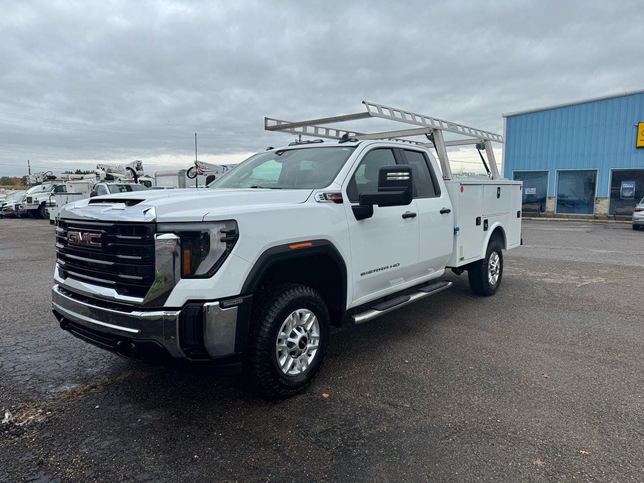 GMC Sierra 2500HD 4WD Double Cab 162" Pro 2024