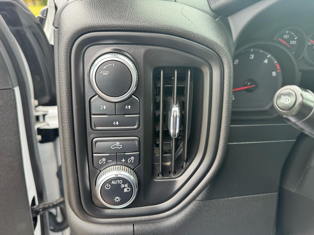 GMC Sierra 2500HD 4WD Double Cab 162" Pro 2024