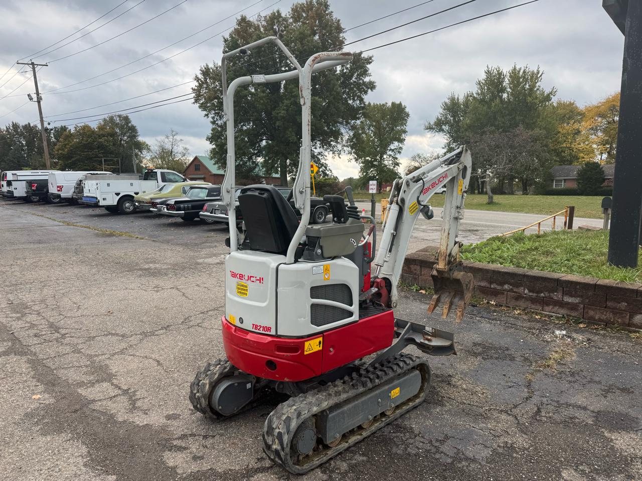 Takeuchi TB210R  2023