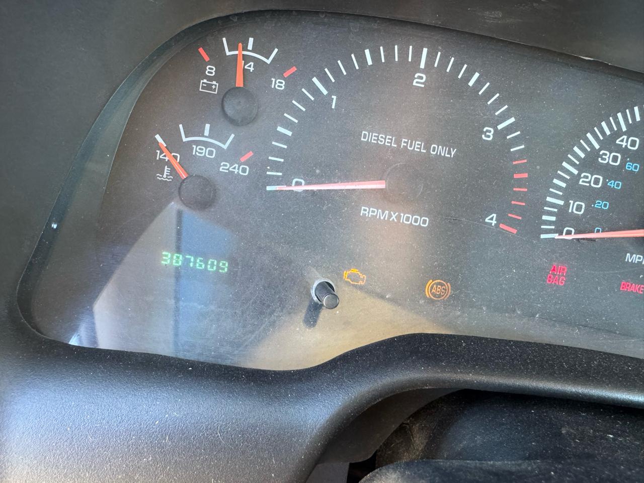 Dodge Ram 2500 4dr Quad Cab 139" WB HD 2002