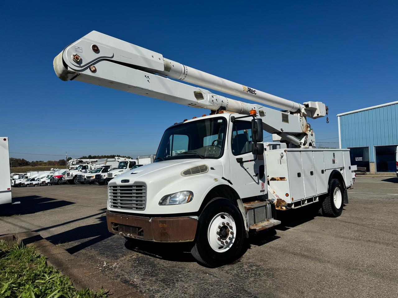 Freightliner M2 106  2012