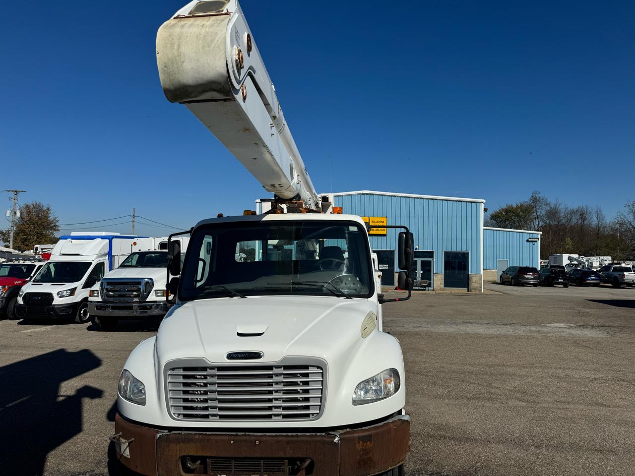 Freightliner M2 106  2012