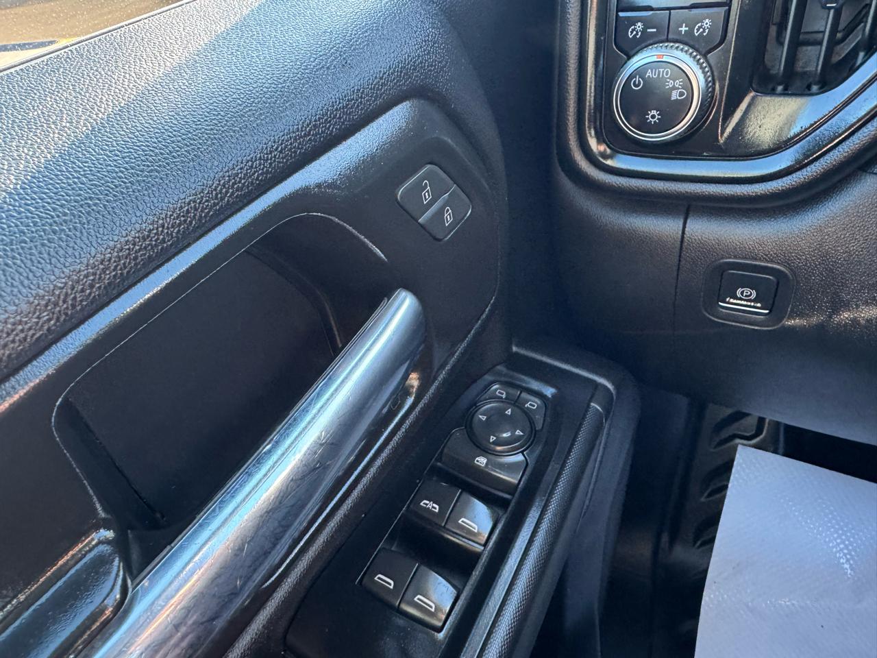 GMC Sierra 2500HD 4WD Double Cab 162" Pro 2022