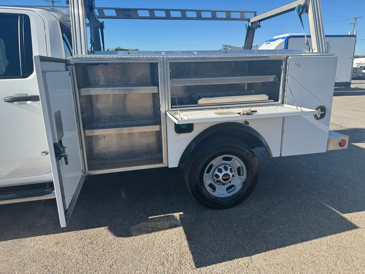 GMC Sierra 2500HD 4WD Double Cab 162" Pro 2022