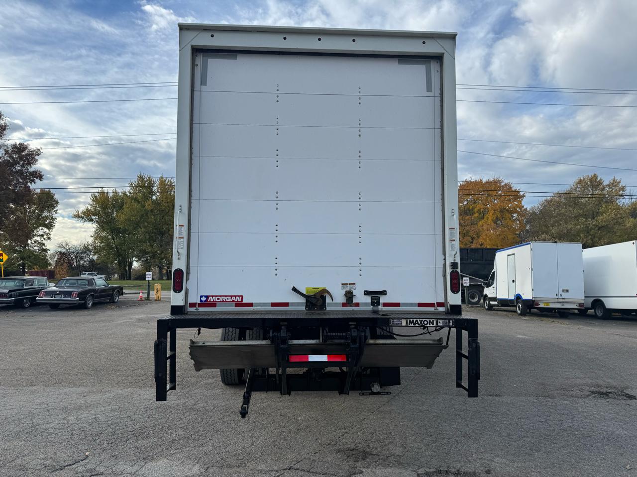 Hino 268A  2019