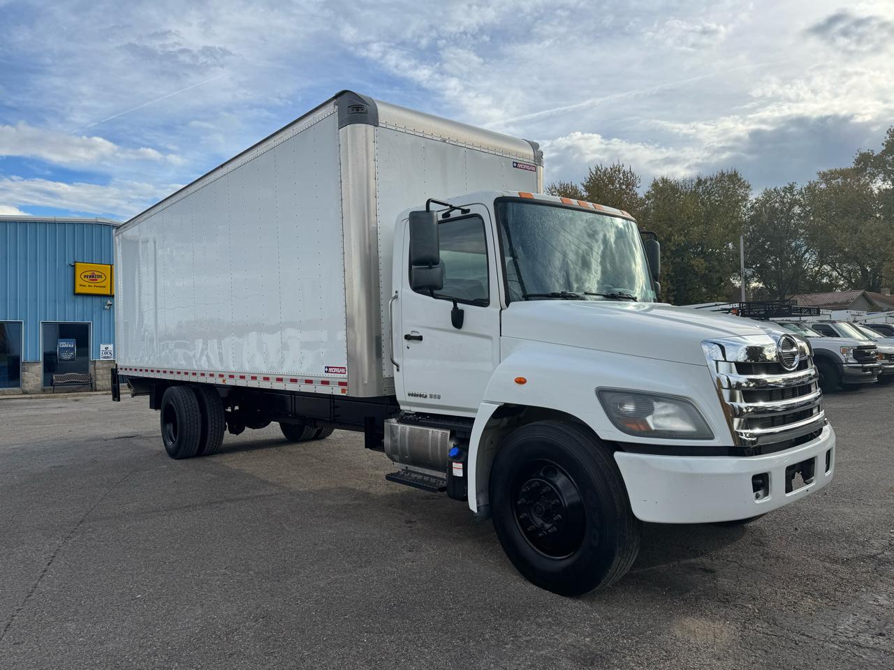 Hino 268A  2019