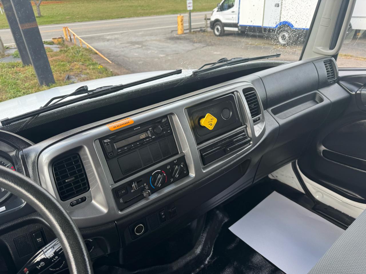 Hino 268A  2019