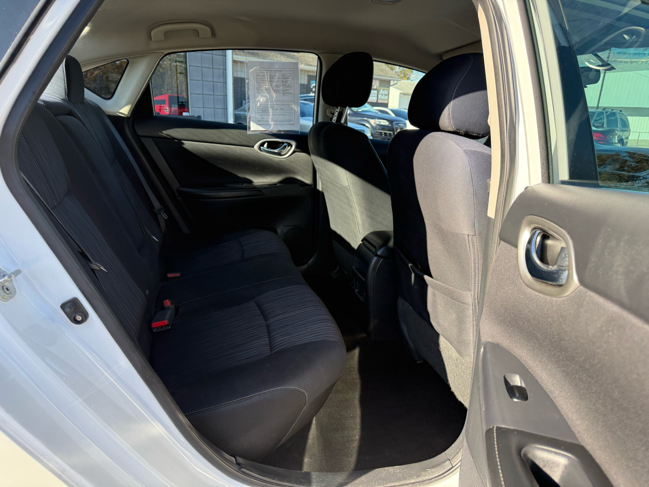 Nissan Sentra SV 4D Sedan 2016