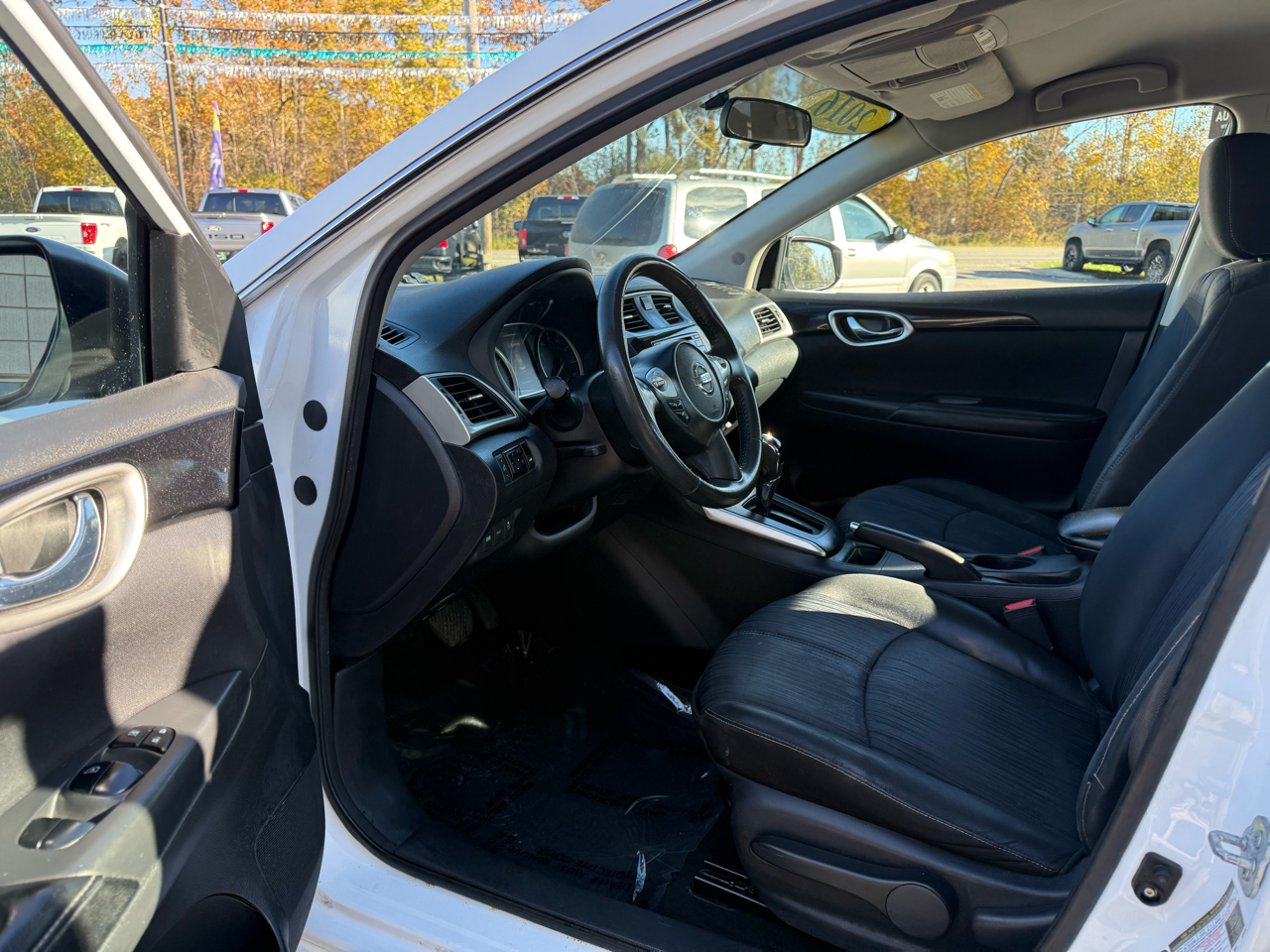 Nissan Sentra SV 4D Sedan 2016