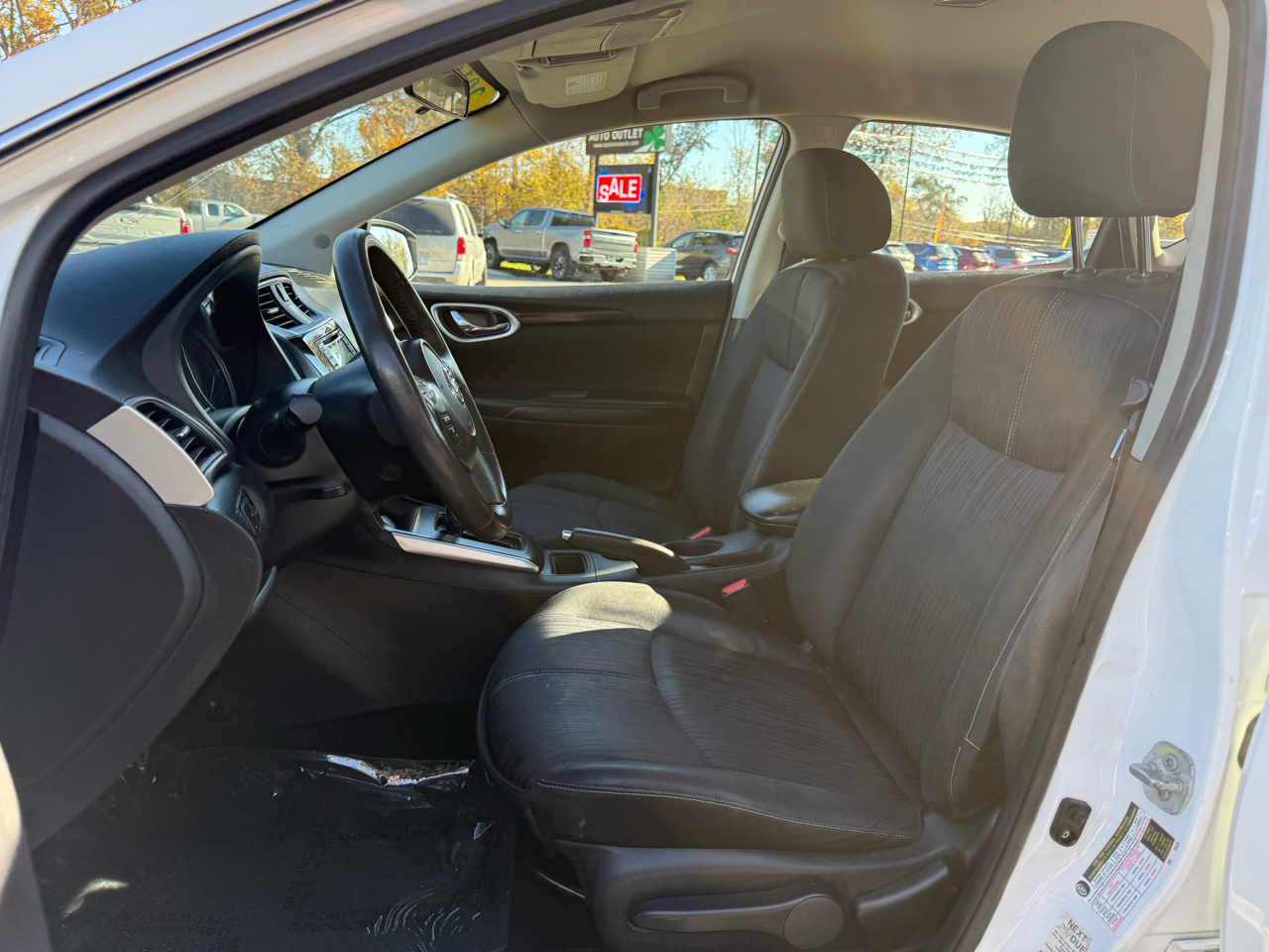 Nissan Sentra SV 4D Sedan 2016