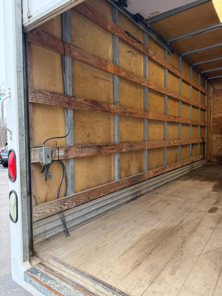 Ford Econoline E-350 Super Duty 2013