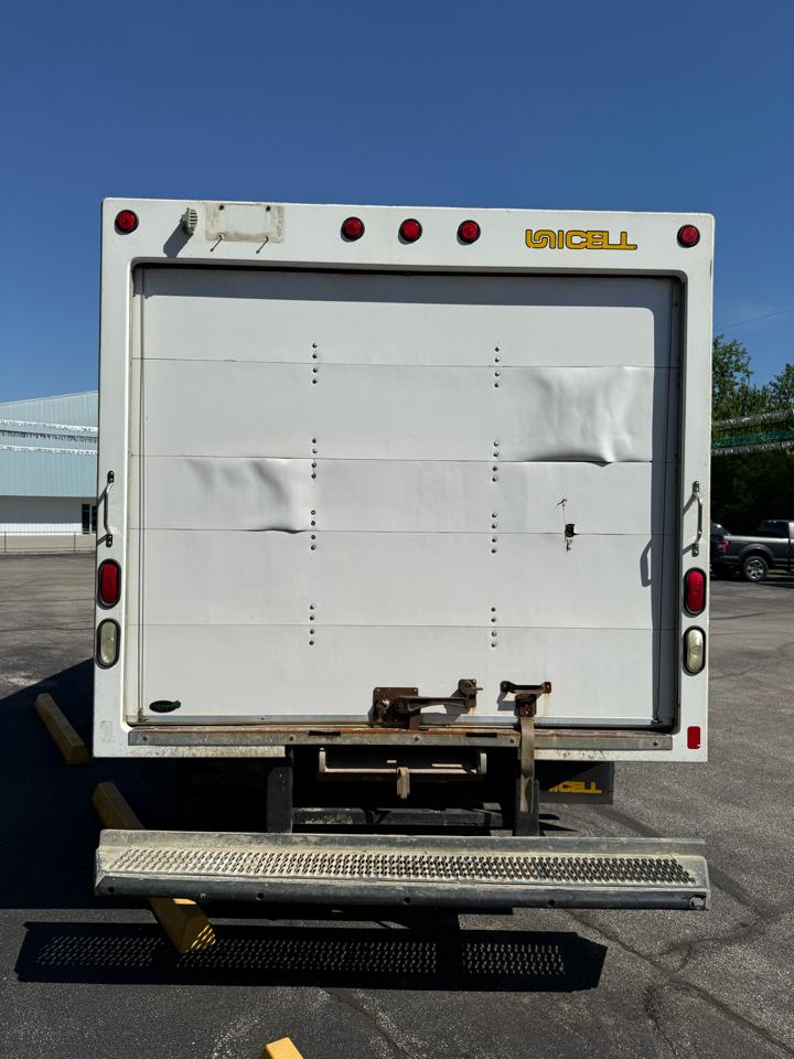 Ford Econoline E-350 Super Duty 2013