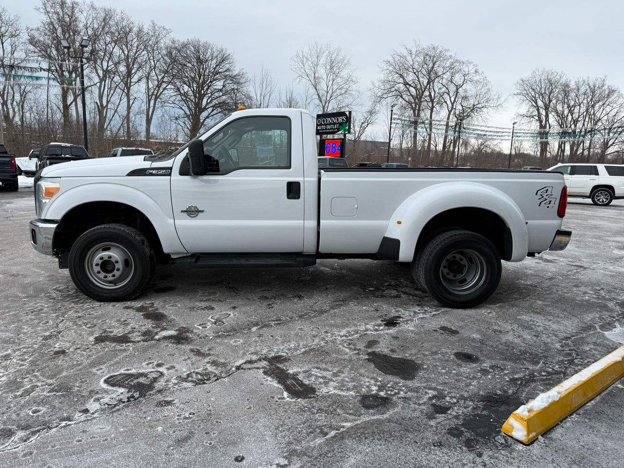 Ford F-350 SD XL DRW 4WD 2016