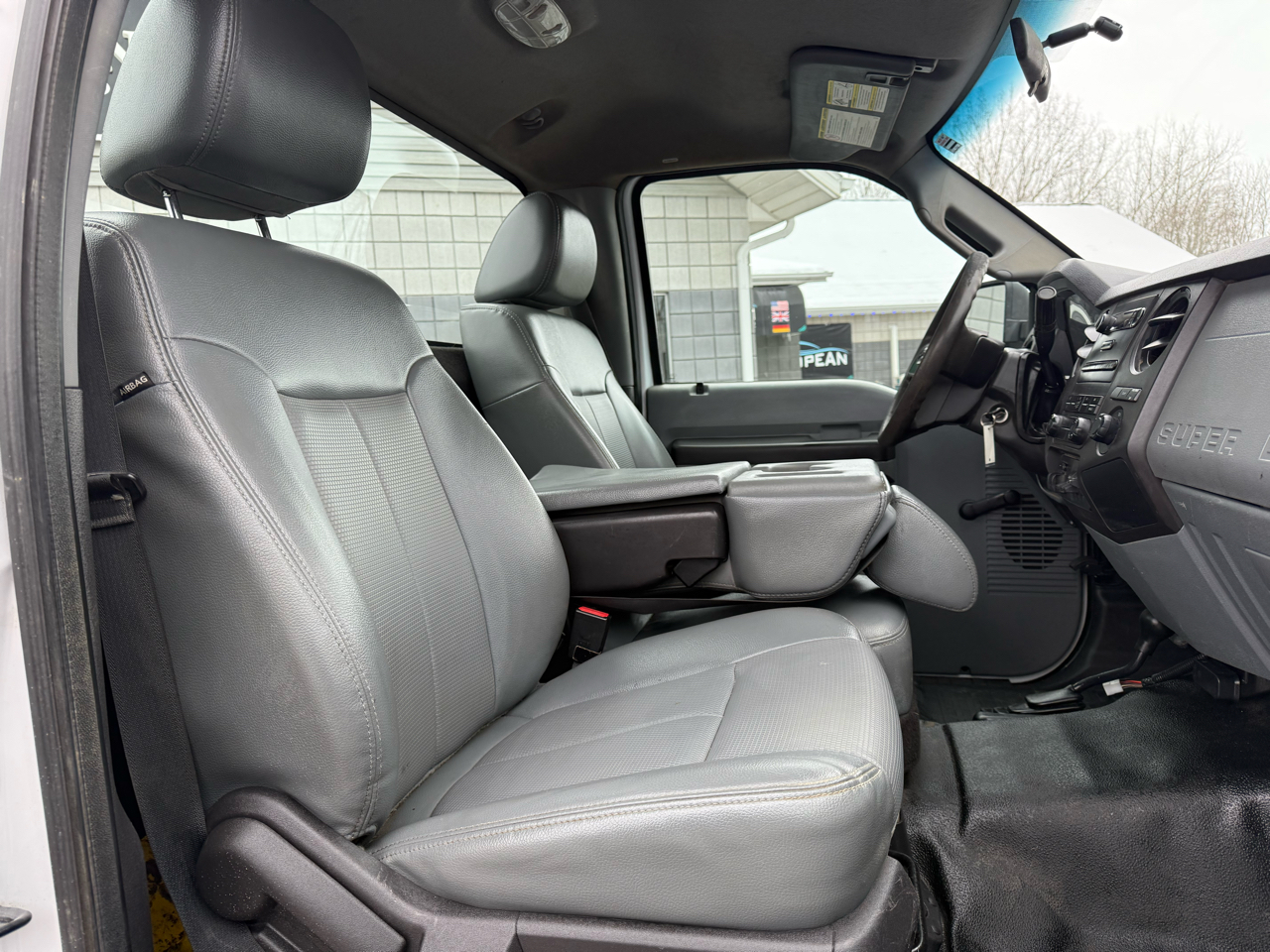 Ford F-350 SD XL DRW 4WD 2016