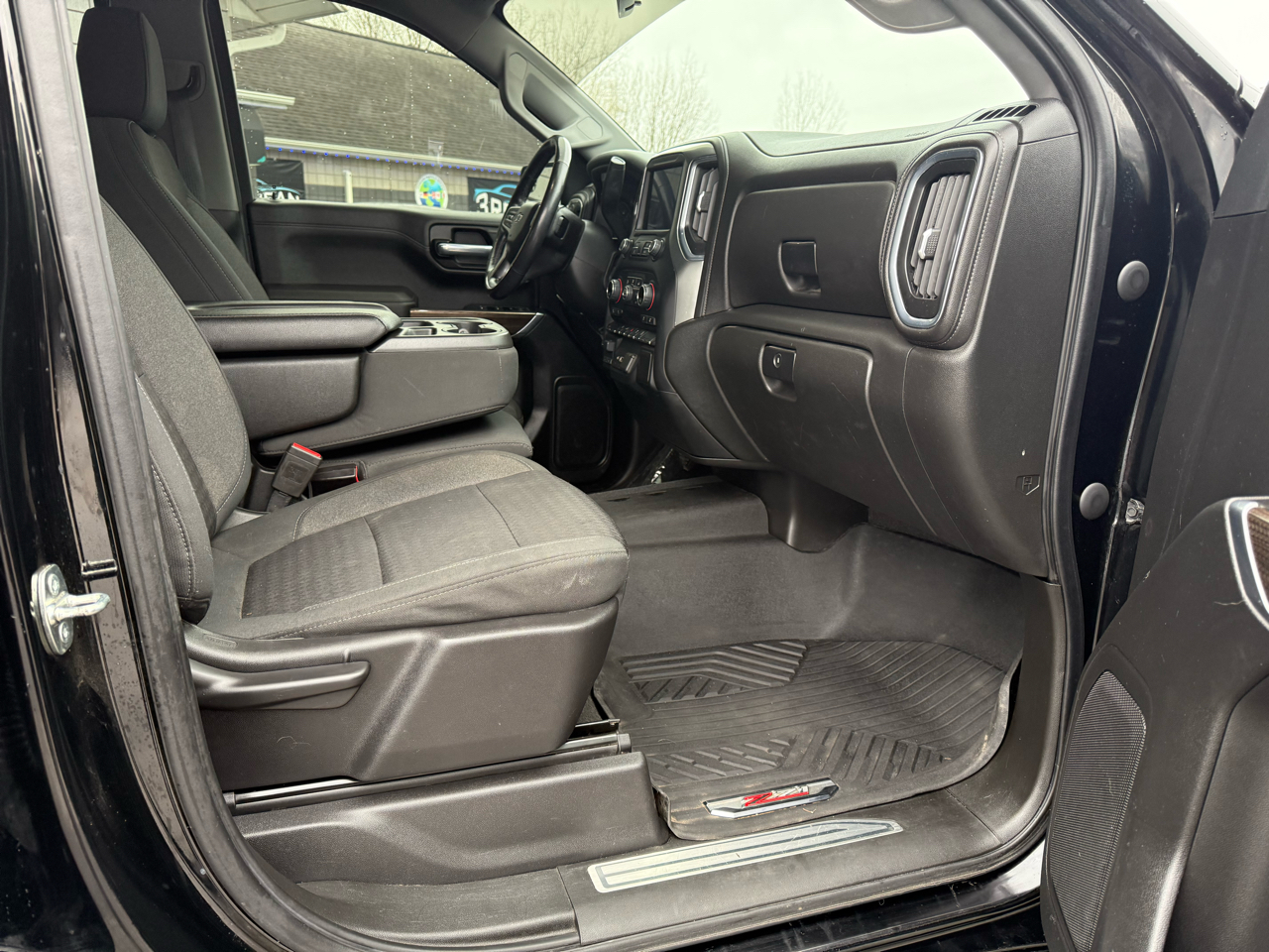 Chevrolet Silverado 1500 RST Crew Cab 4WD 2021