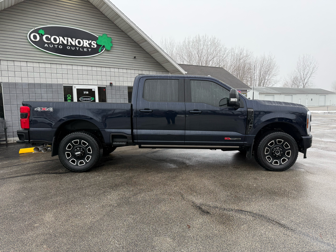 Ford F-350 SD XL Crew Cab Long Bed 4WD 2025