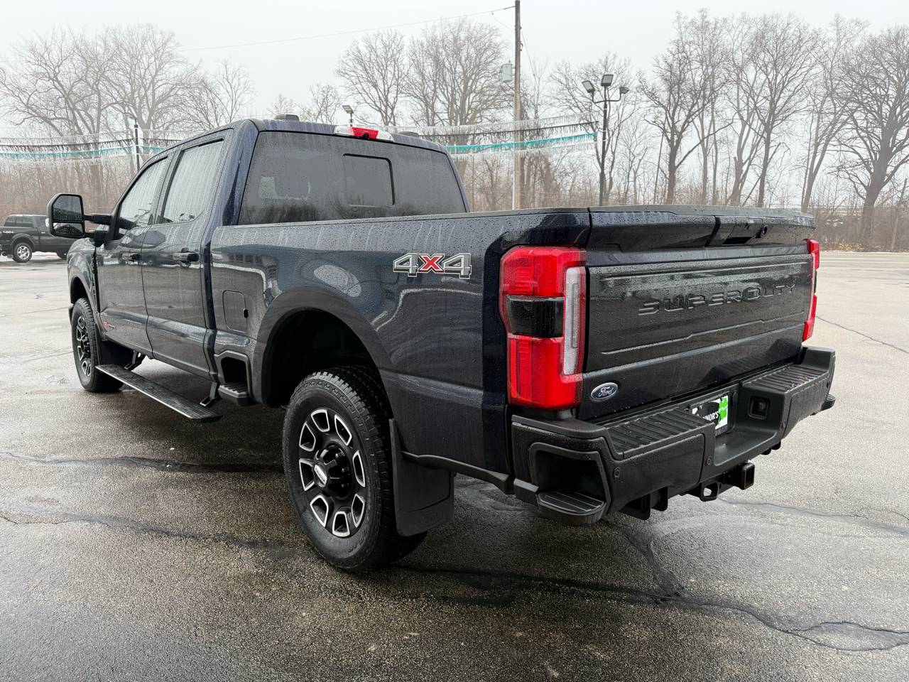 Ford F-350 SD XL Crew Cab Long Bed 4WD 2025