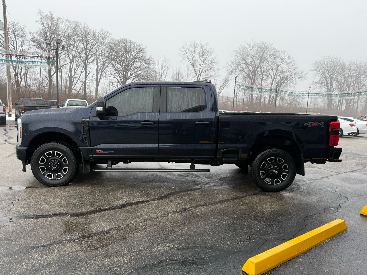 Ford F-350 SD XL Crew Cab Long Bed 4WD 2025