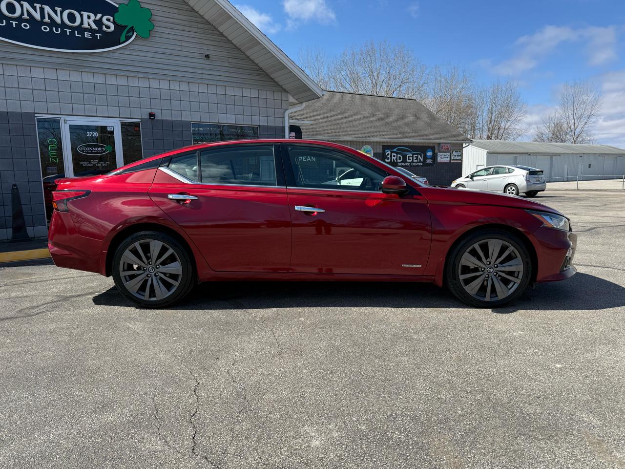Nissan Altima 2.0 Platinum Sedan 2019