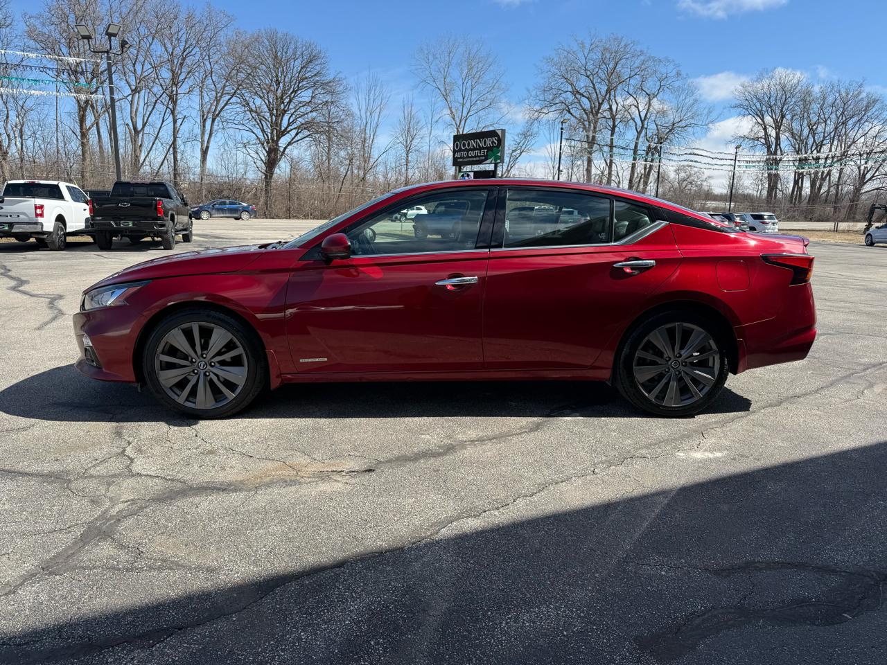 Nissan Altima 2.0 Platinum Sedan 2019