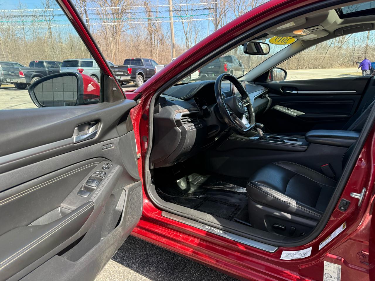 Nissan Altima 2.0 Platinum Sedan 2019