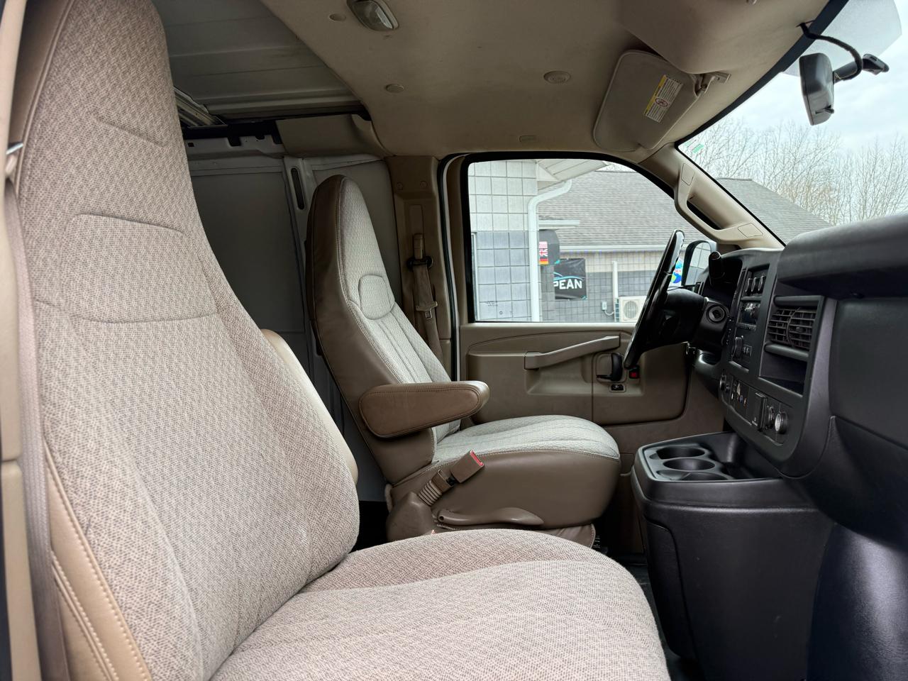 Chevrolet Express 2500 Cargo 2020