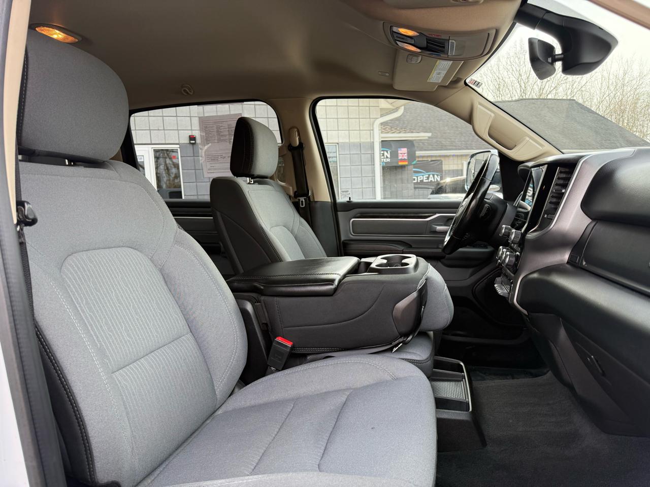 RAM 1500 Big Horn Crew Cab LWB 4WD 2019