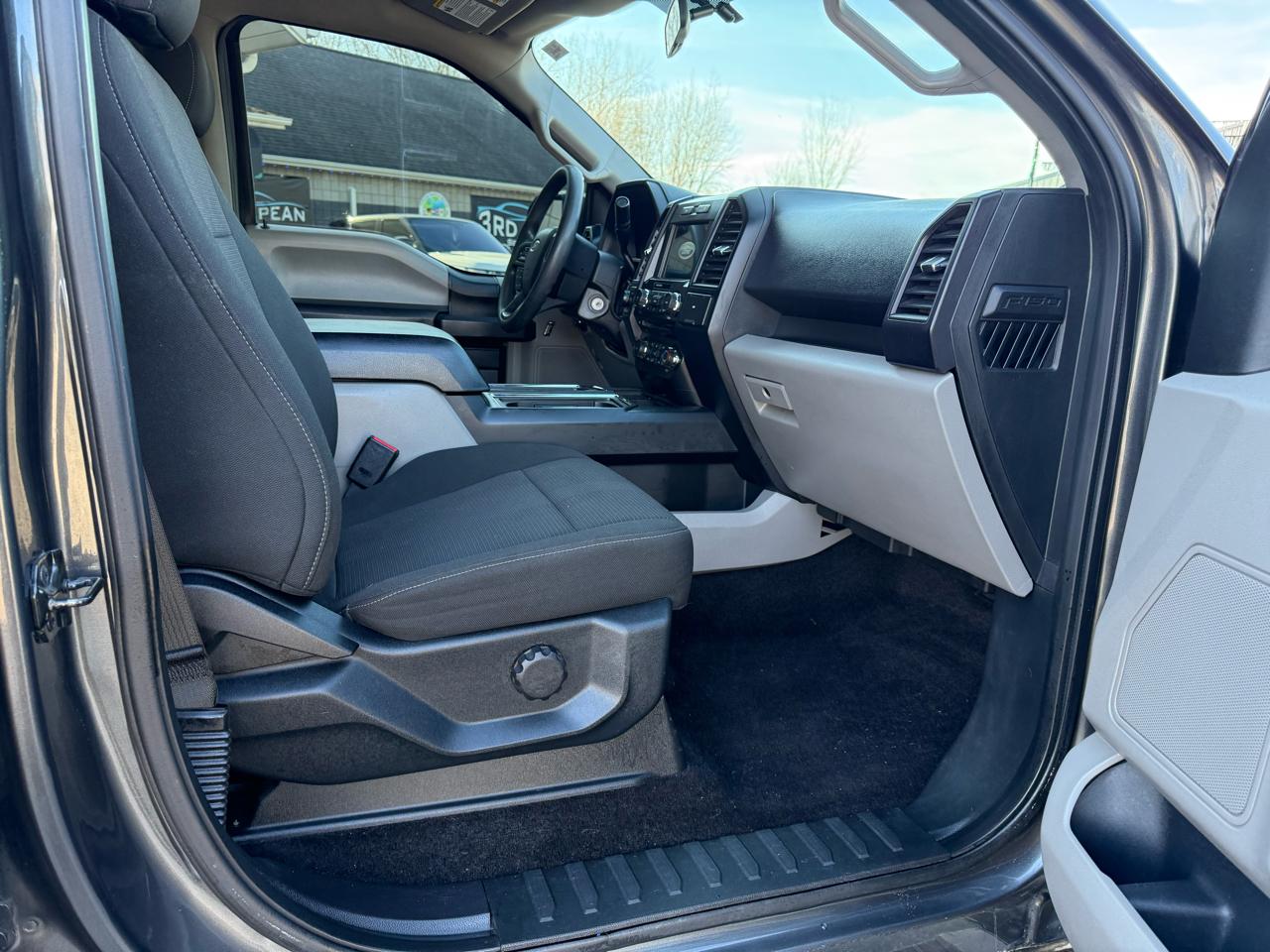 Ford F-150 XL SuperCrew 6.5-ft. Bed 4WD 2017