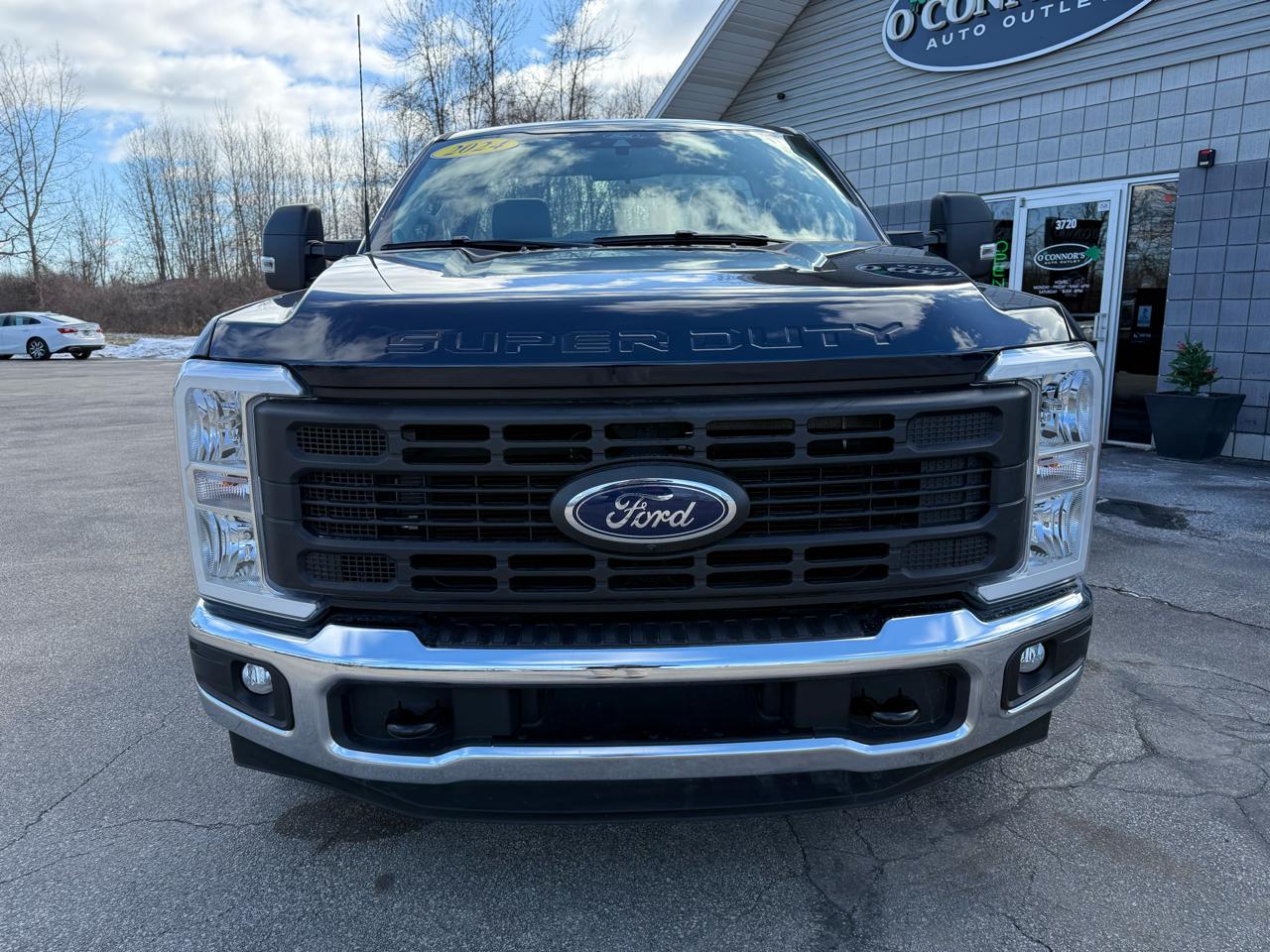 Ford F-350 SD XL 2WD 2024