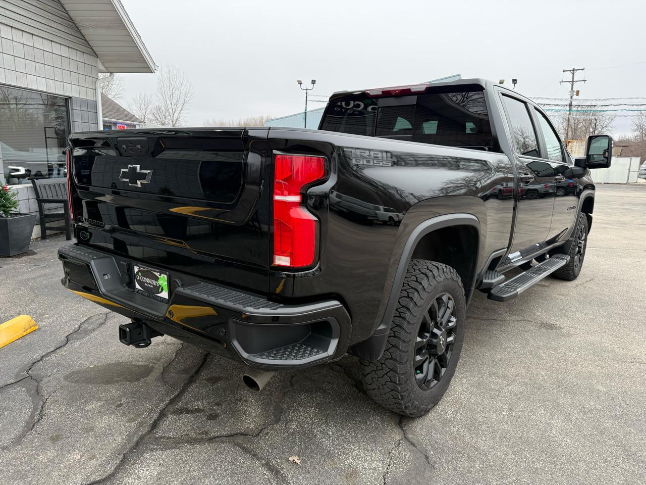Chevrolet Silverado 2500HD LT Crew Cab Long Box 4WD 2025