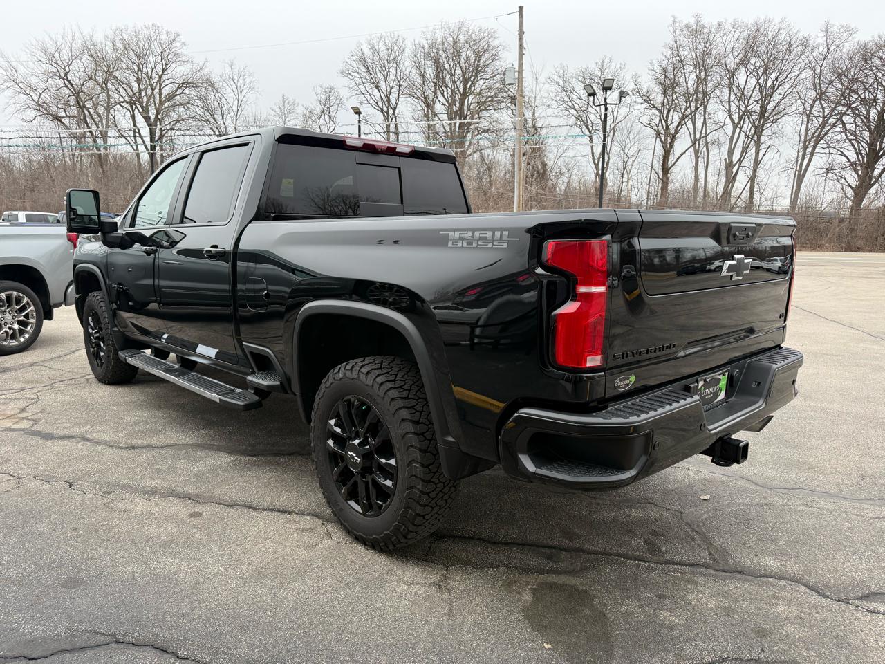 Chevrolet Silverado 2500HD LT Crew Cab Long Box 4WD 2025