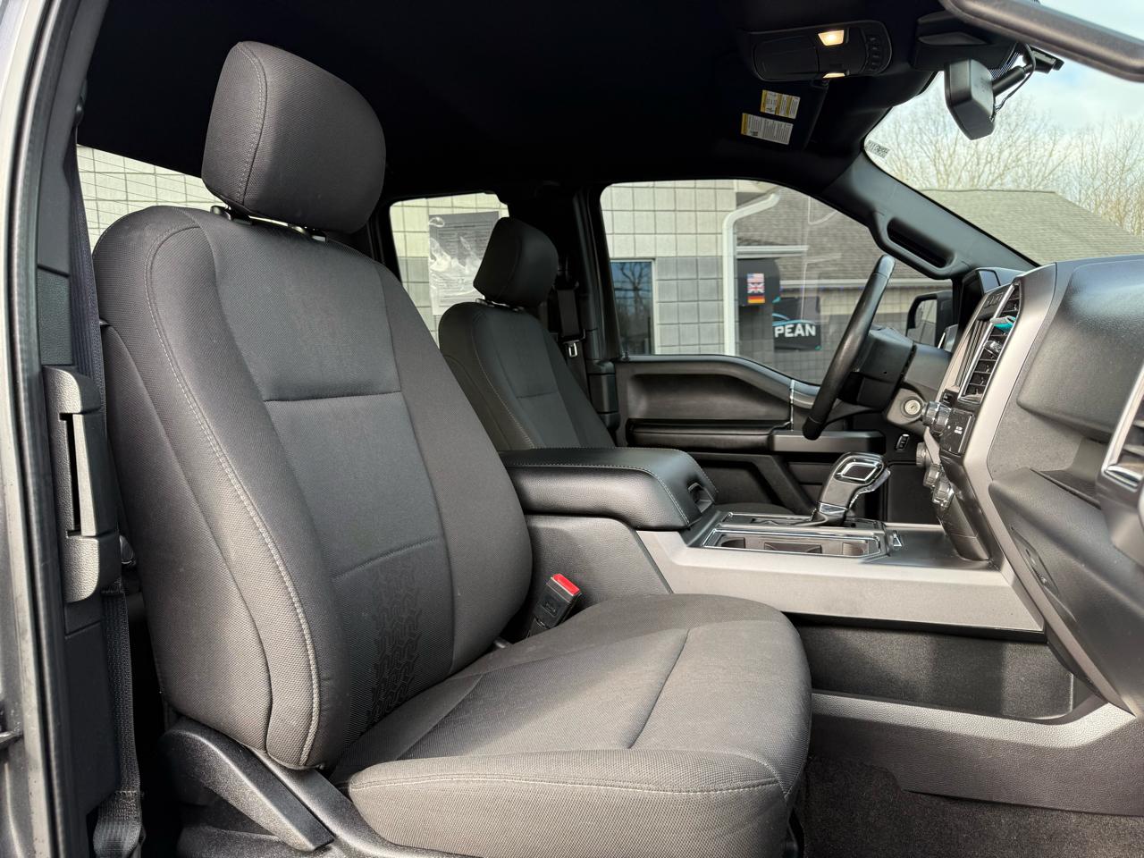 Ford F-150 XLT SuperCab 8-ft. Bed 4WD 2019