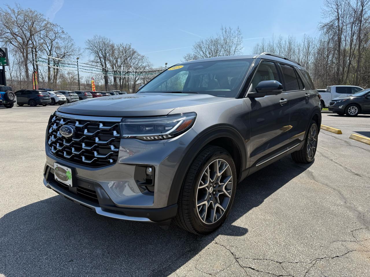 Ford Explorer Platinum AWD 2025