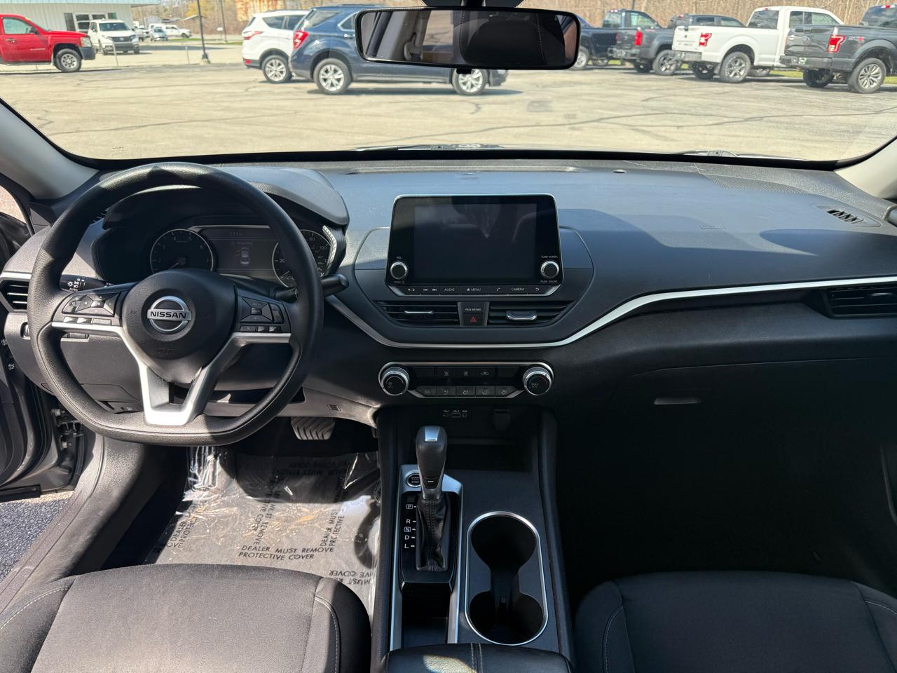 Nissan Altima 2.5 SV 2022