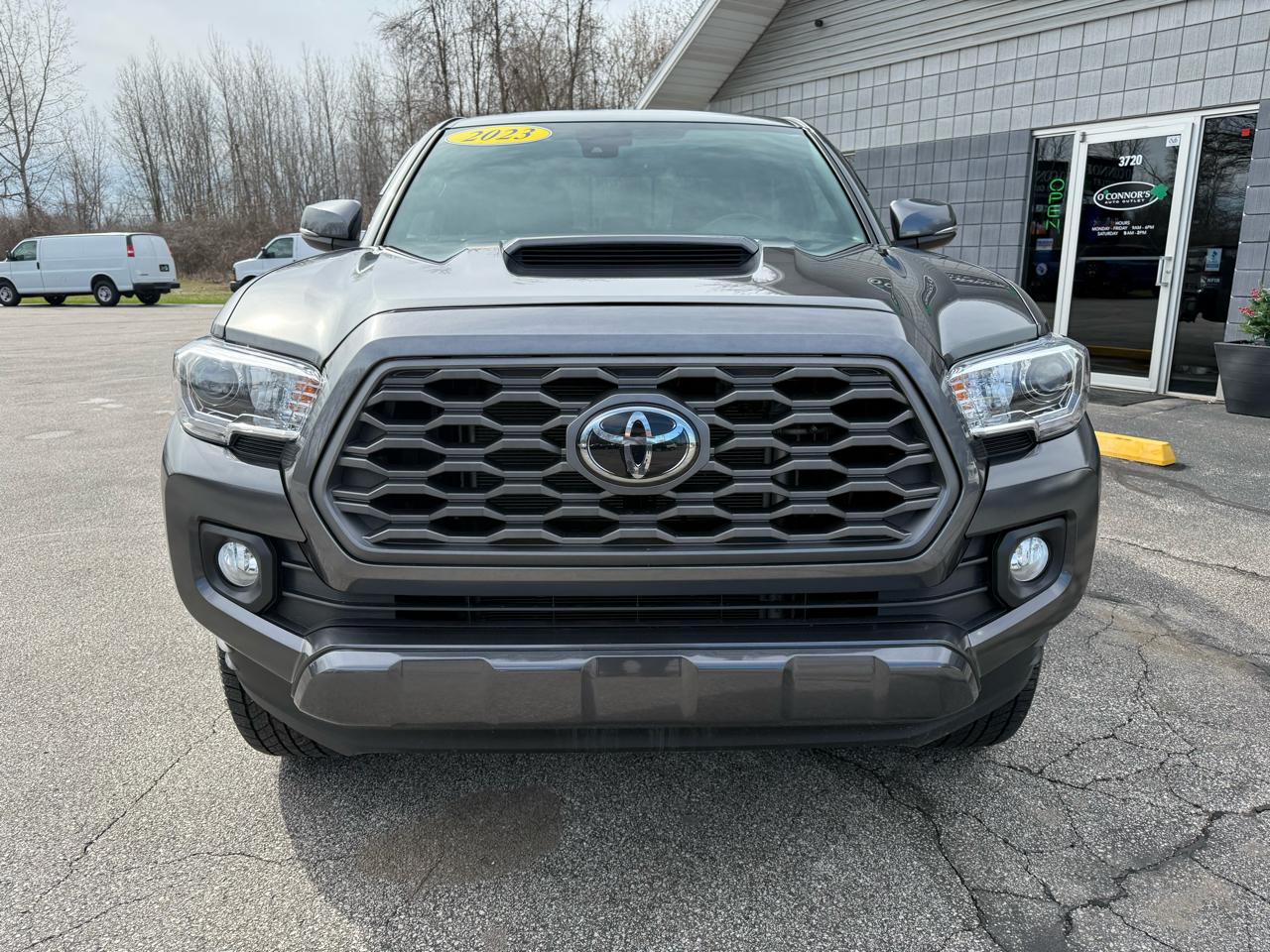Toyota Tacoma SR5 Double Cab Long Bed V6 6AT 4WD 2023