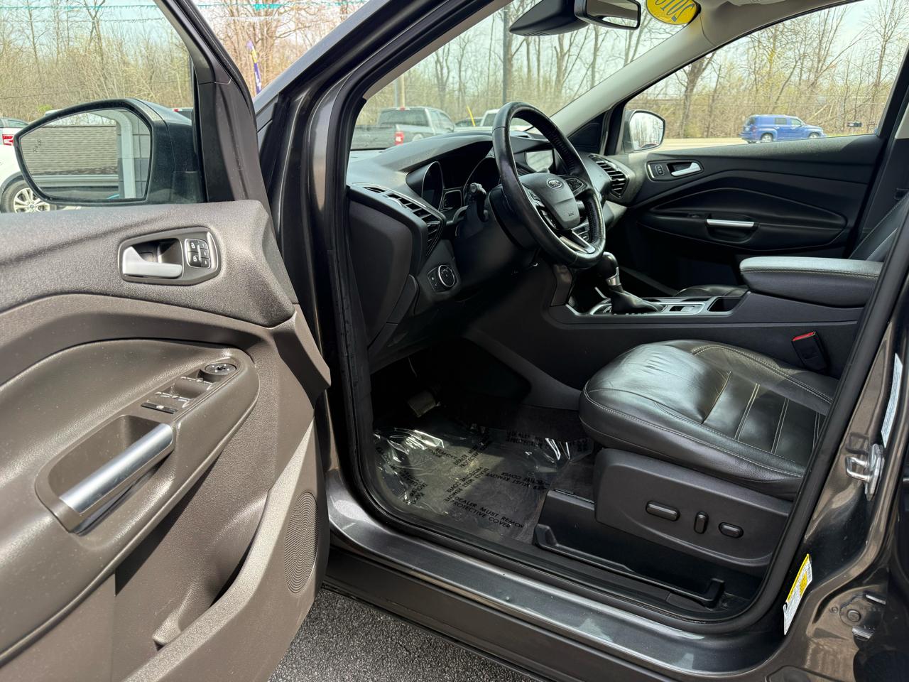Ford Escape Titanium 4WD 2018