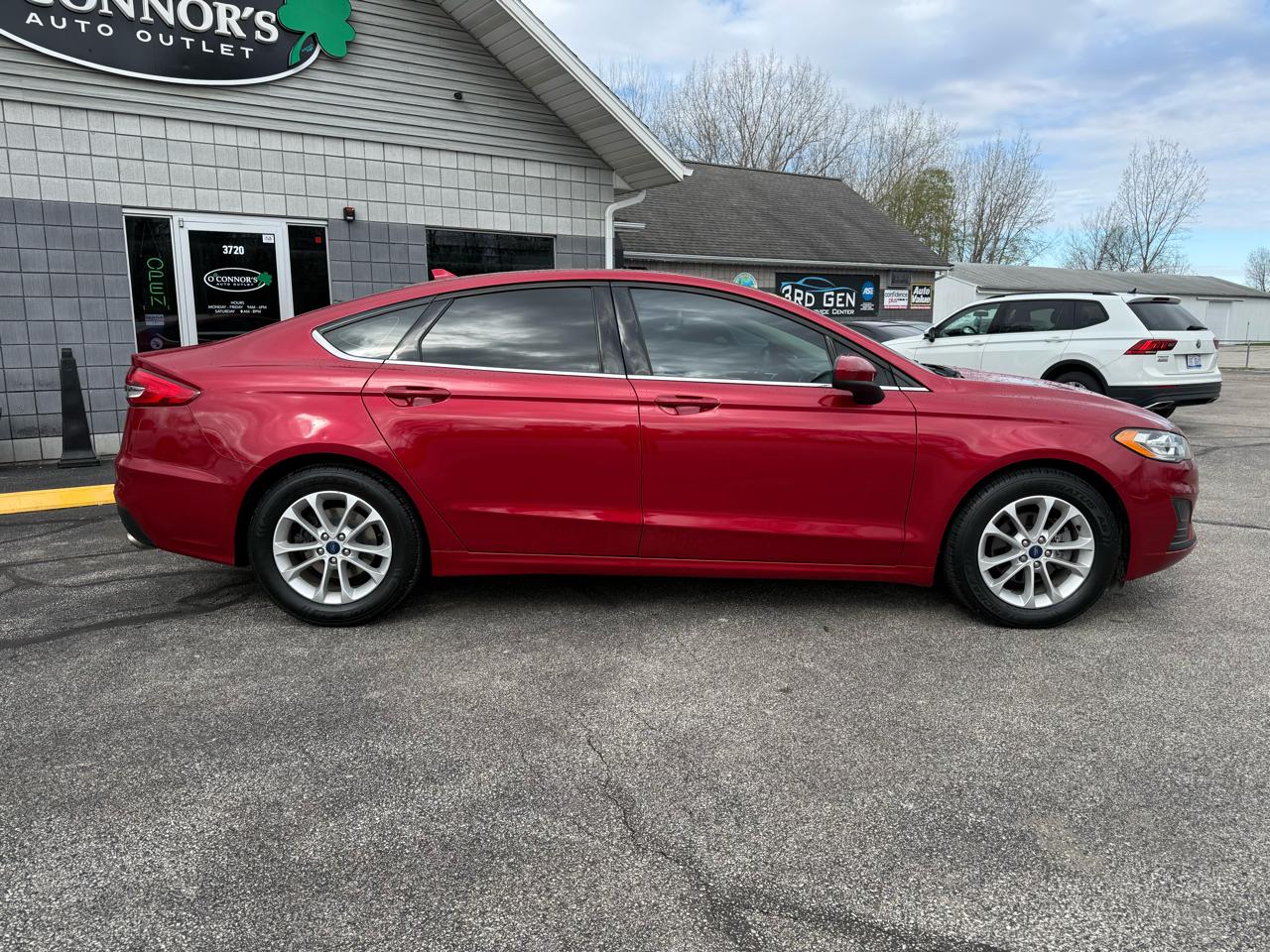 Ford Fusion SE 2020