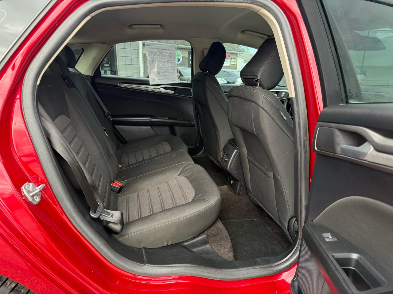 Ford Fusion SE 2020