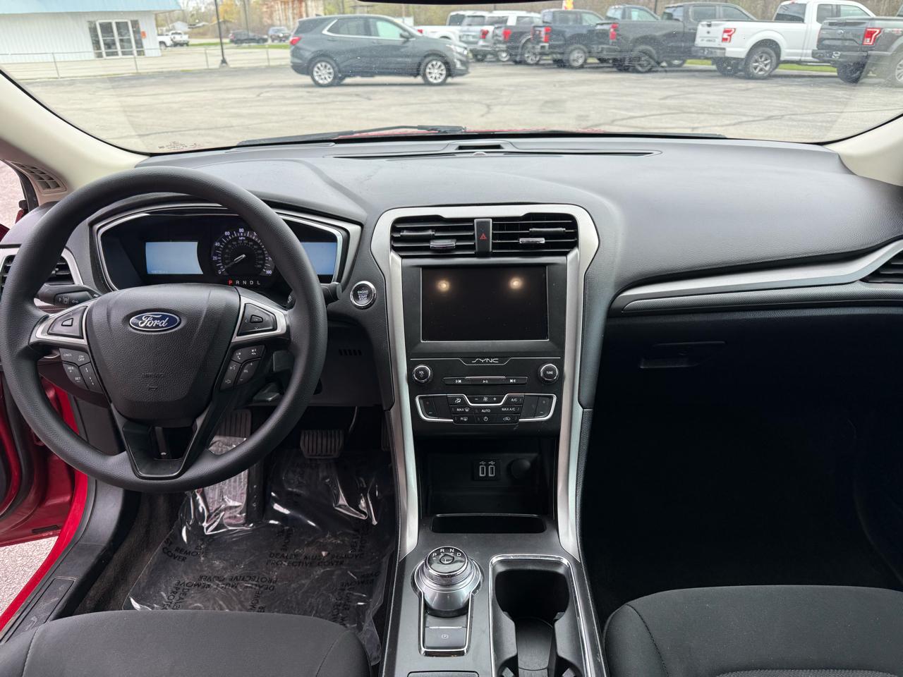 Ford Fusion SE 2020