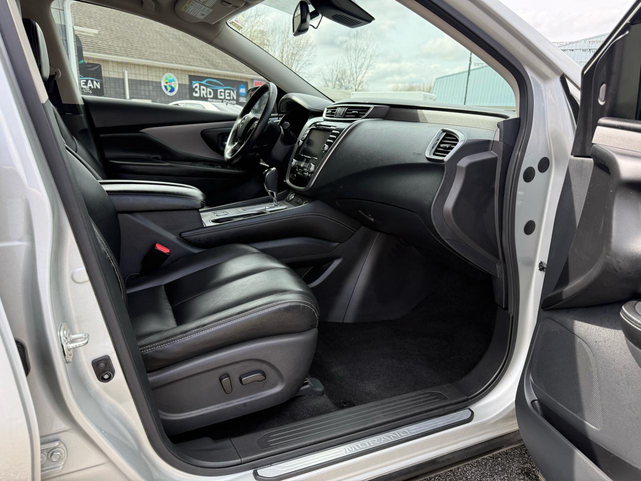 Nissan Murano SV AWD 2023