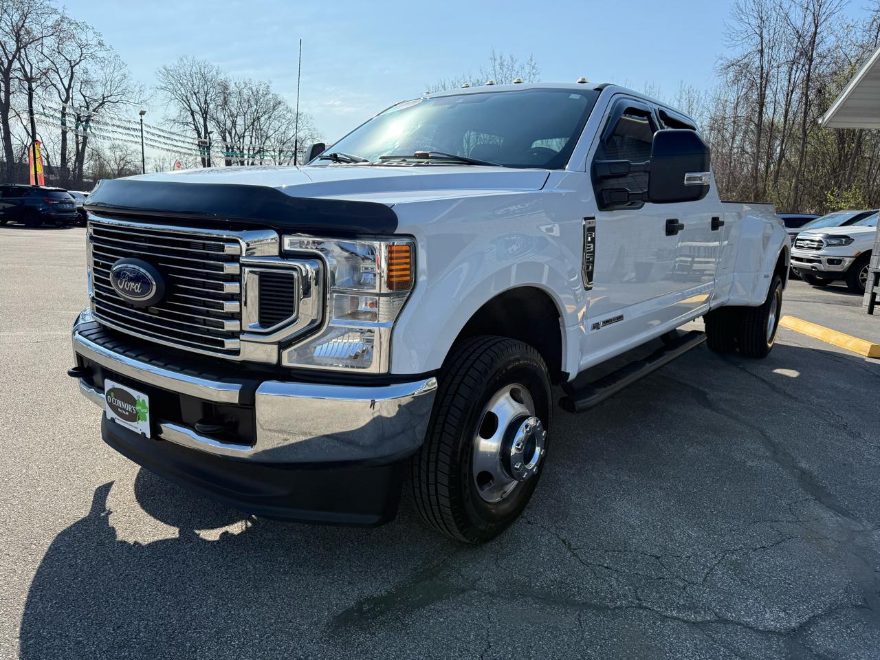 Ford F-350 SD XLT Crew Cab Long Bed DRW 4WD 2022