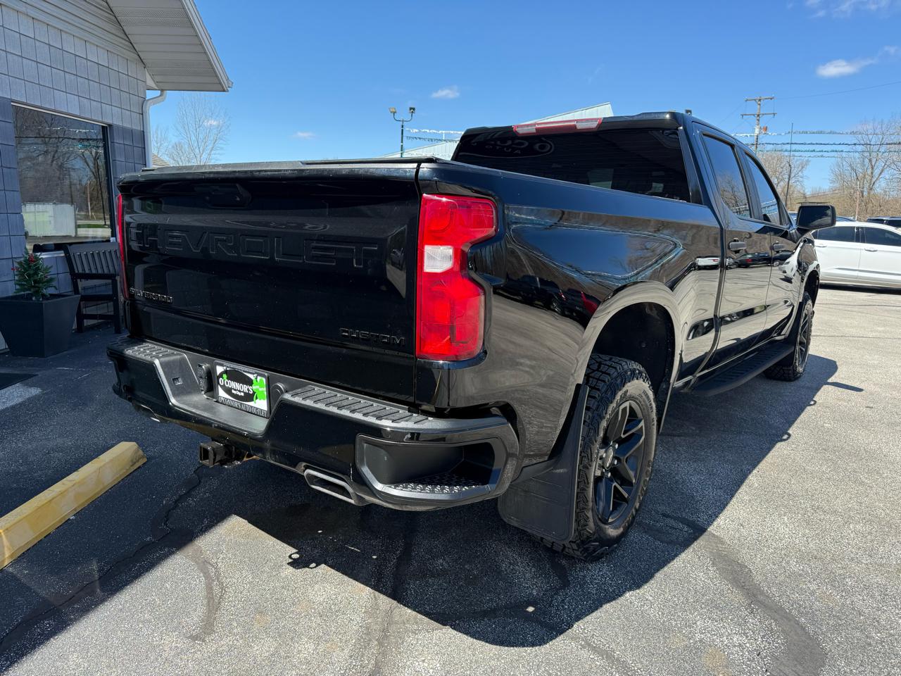 Chevrolet Silverado 1500 Limited Custom Trail Boss Crew Cab Long Box 4WD 2022