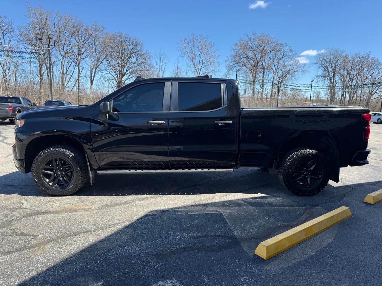 Chevrolet Silverado 1500 Limited Custom Trail Boss Crew Cab Long Box 4WD 2022