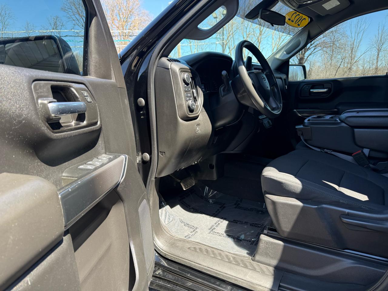 Chevrolet Silverado 1500 Limited Custom Trail Boss Crew Cab Long Box 4WD 2022