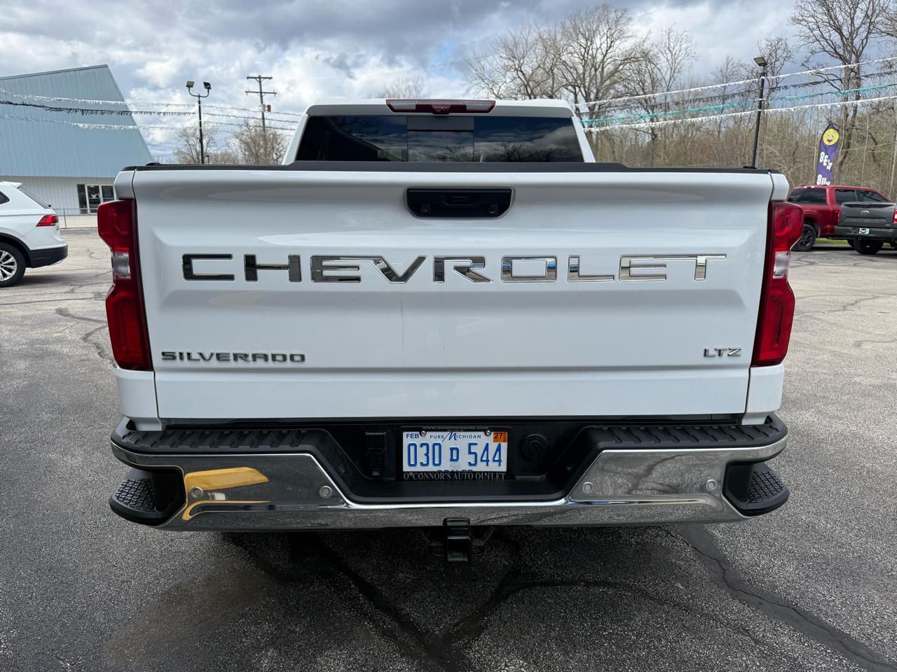 Chevrolet Silverado 1500 LTZ Crew Cab 4WD 2023