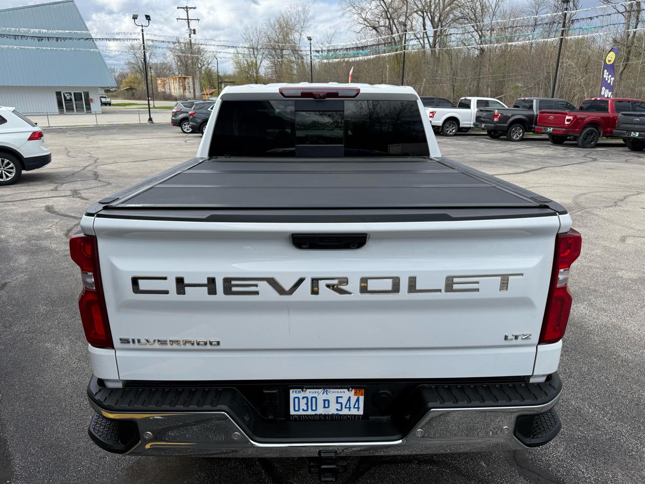 Chevrolet Silverado 1500 LTZ Crew Cab 4WD 2023