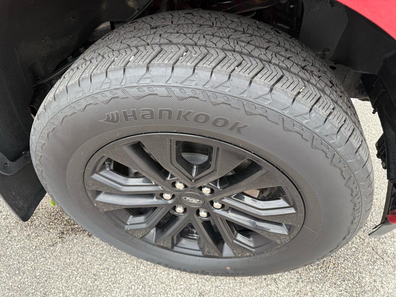 Ford F-150 Lariat SuperCrew 4WD 2025